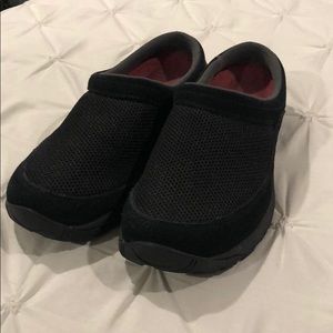 Merrell Black Slip-On Sneakers